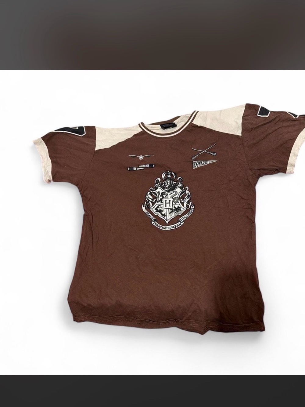 Warner Bros. Brown Short-Sleeve Graphic Tee with Cream Trim